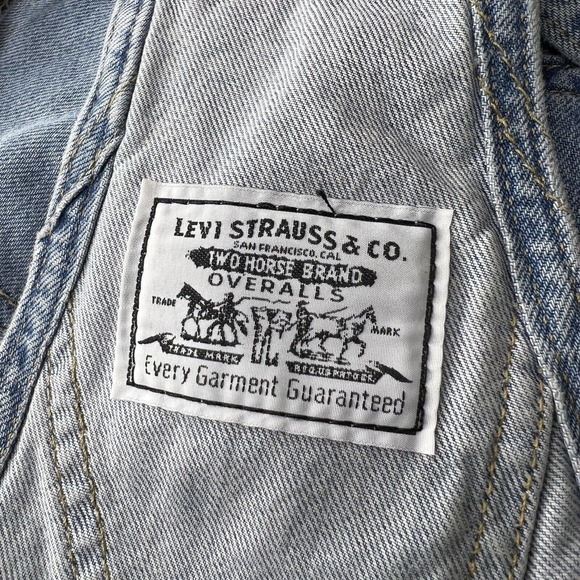 Levi's Vintage Shortalls Relaxed Fit Light Blue Denim Jean Short Overalls XL NWT - Picture 10 of 16